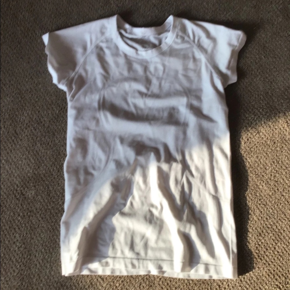 White Lululemon swifty tech shirt size 10